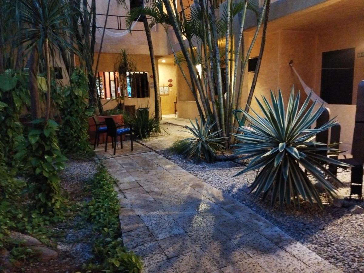 Hotel Barrio Latino Riviera Maya 3*